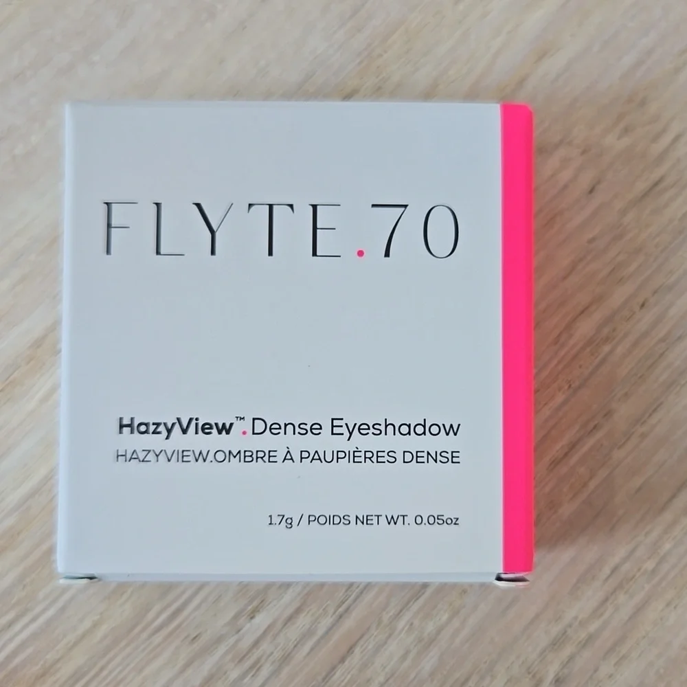 NIB Flyte.70 HazyView Dense Eyeshadow-Planet Earth